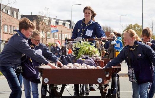 Scouting Tjarda heeft geld ingezameld met een stroopwafelactie